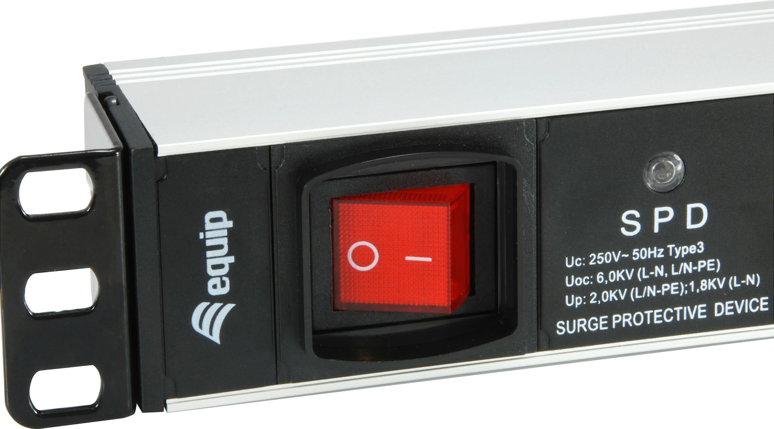 PDU Equip 7 dalje, 1U, alumini, me mbrojtje nga mbingarkesa, 1.8m, zi/argjendtë