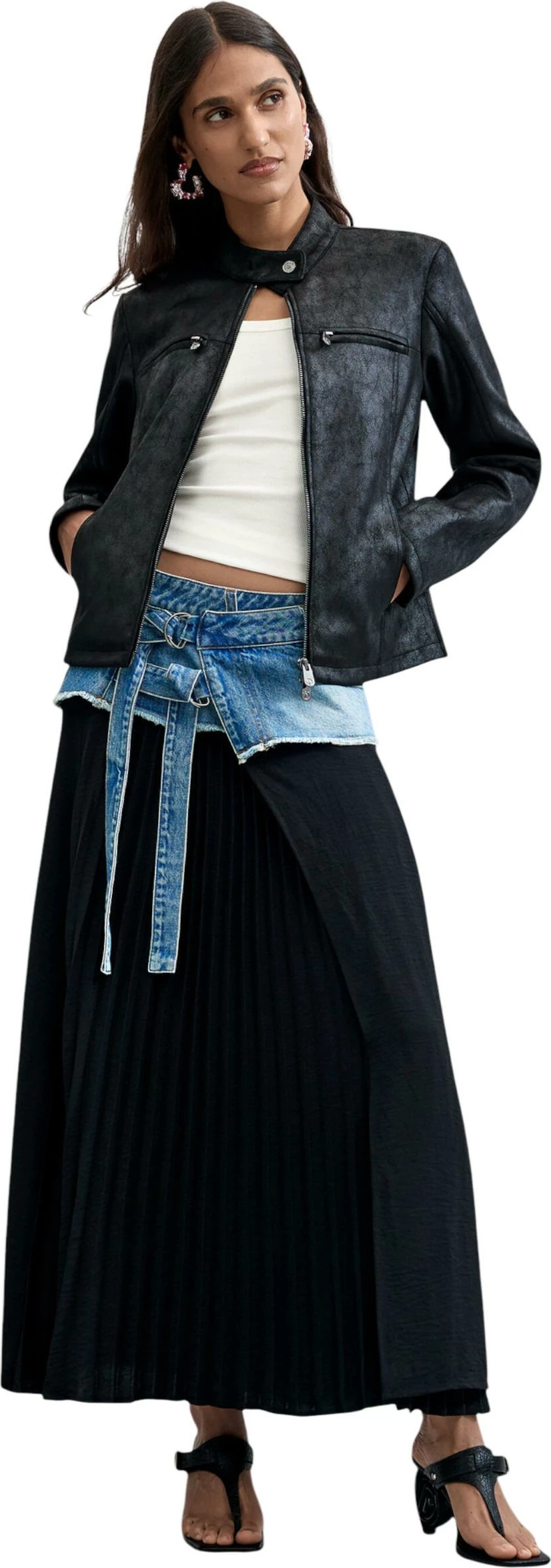 Jakne për femra Desigual CHAQ_BIKERCY 26WWEW09, e zezë [Madhësia: M]