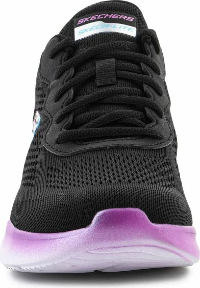 Atlete për femra Skechers, të zeza