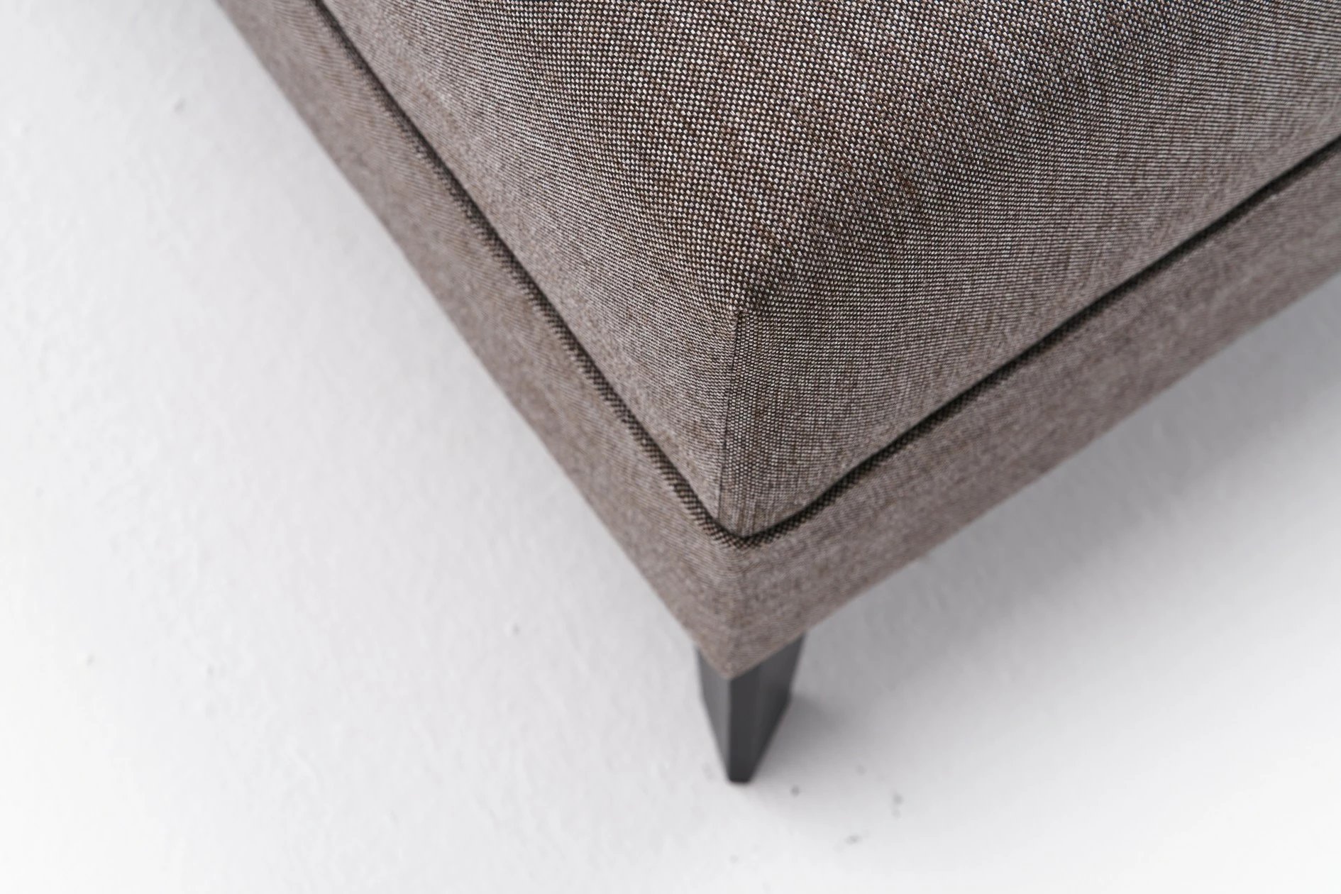 Kënd-sofë krevate Eris, kafe, Atelier del Sofa