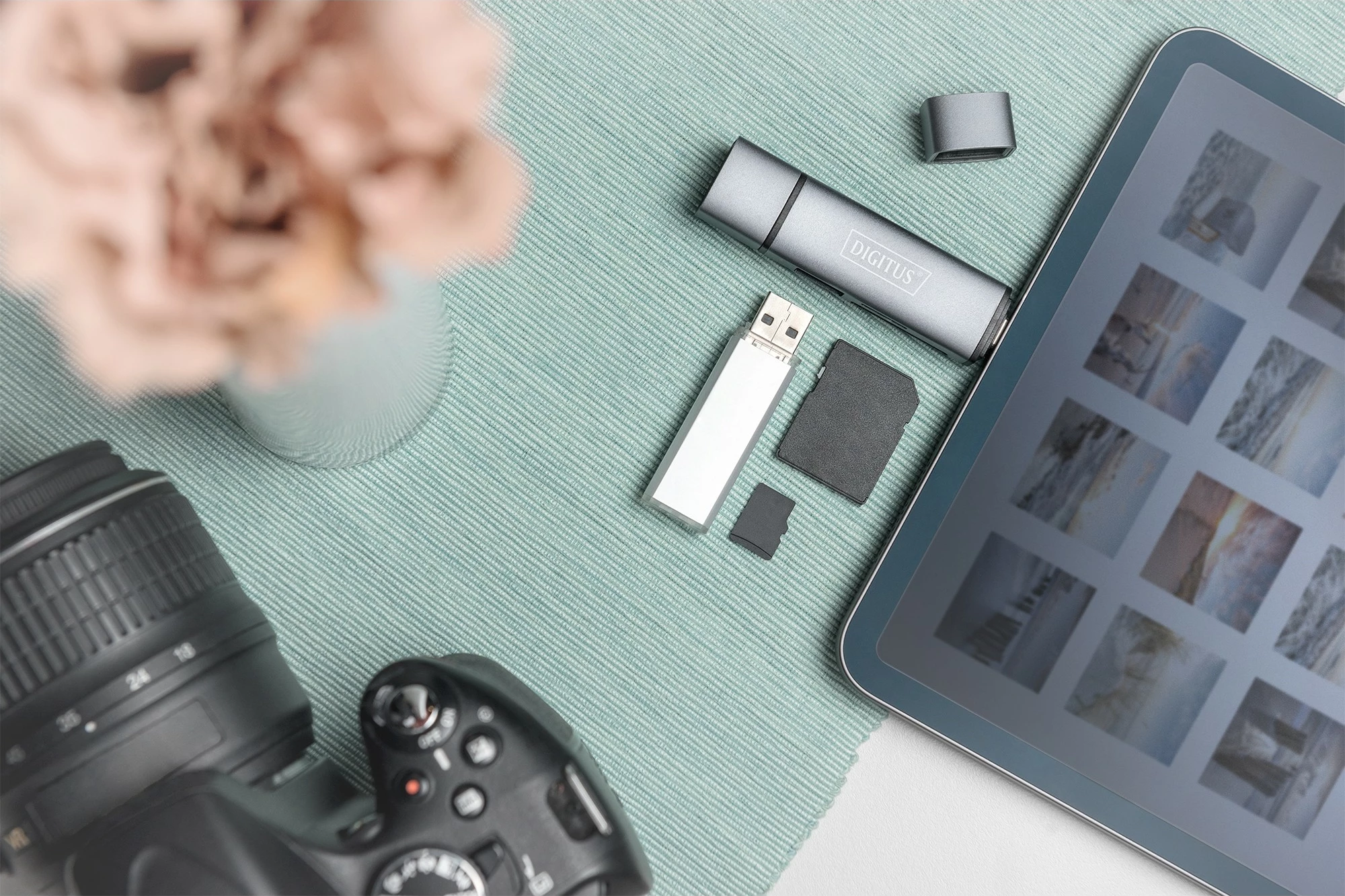Lexues kartelash Digitus USB-C + USB 3.0, SD/MicroSD, alumini