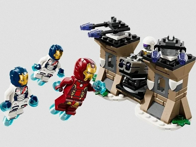 Set LEGO Super Heroes 76288 Iron Man dhe Iron Legion kundër ushtarit Hydra