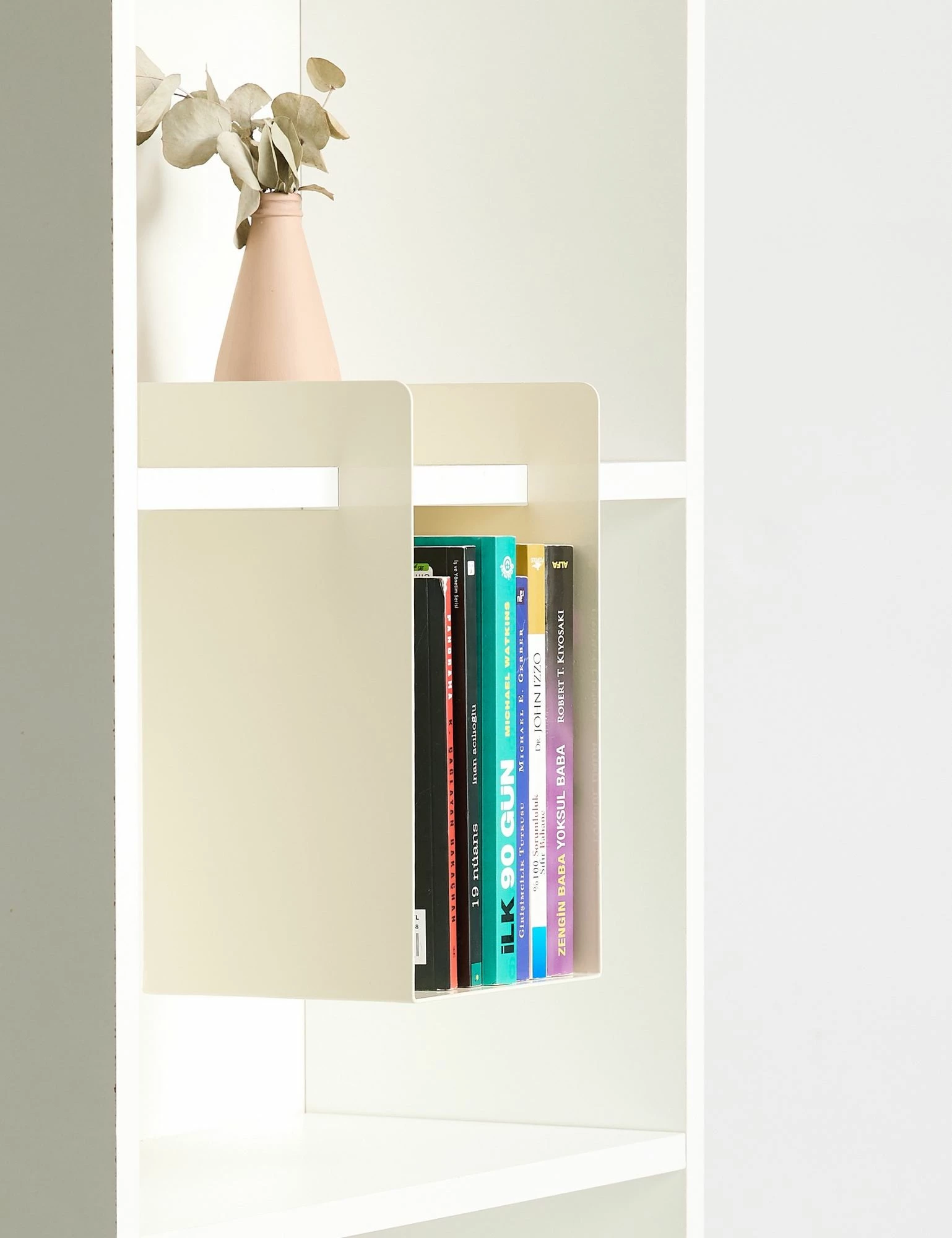Mbajtës librash Skye Decor, formë kube, ngjyrë krem