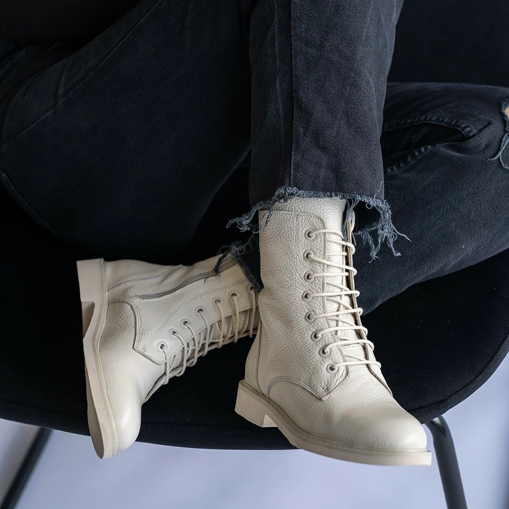 Levy Beige Leather
