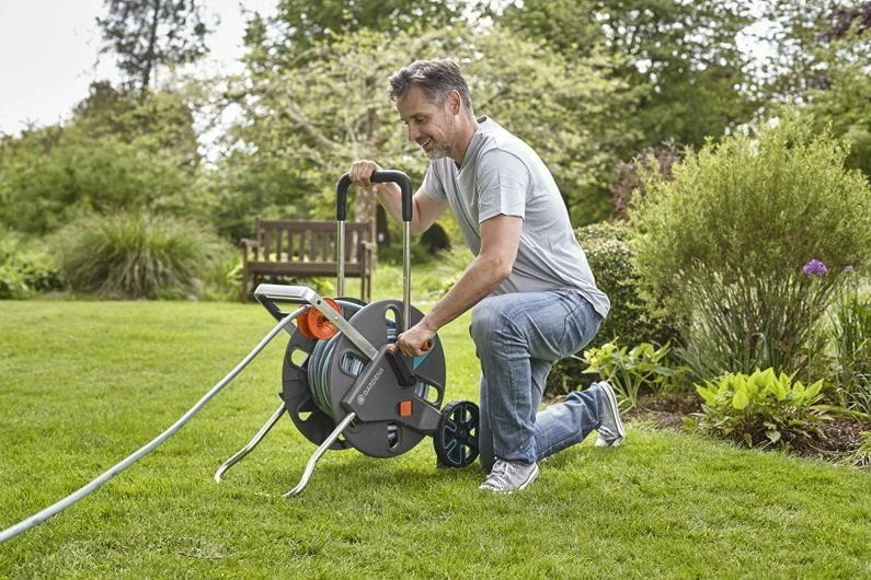 Karrocë rrotulluese për zorrë kopshti Gardena AquaRoll L Easy 18522-20, 50 m, 13 mm, blu/gri/portokalli