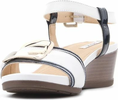 Sandale Geox femra, të bardha dhe blu