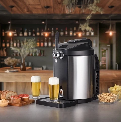 Aparat për toçje birre CASO BeerMaster 582, fuçi 5L, 4–12°C, 65W, i zi/argjendtë, set me adapter Heineken + 3 kartusha CO₂