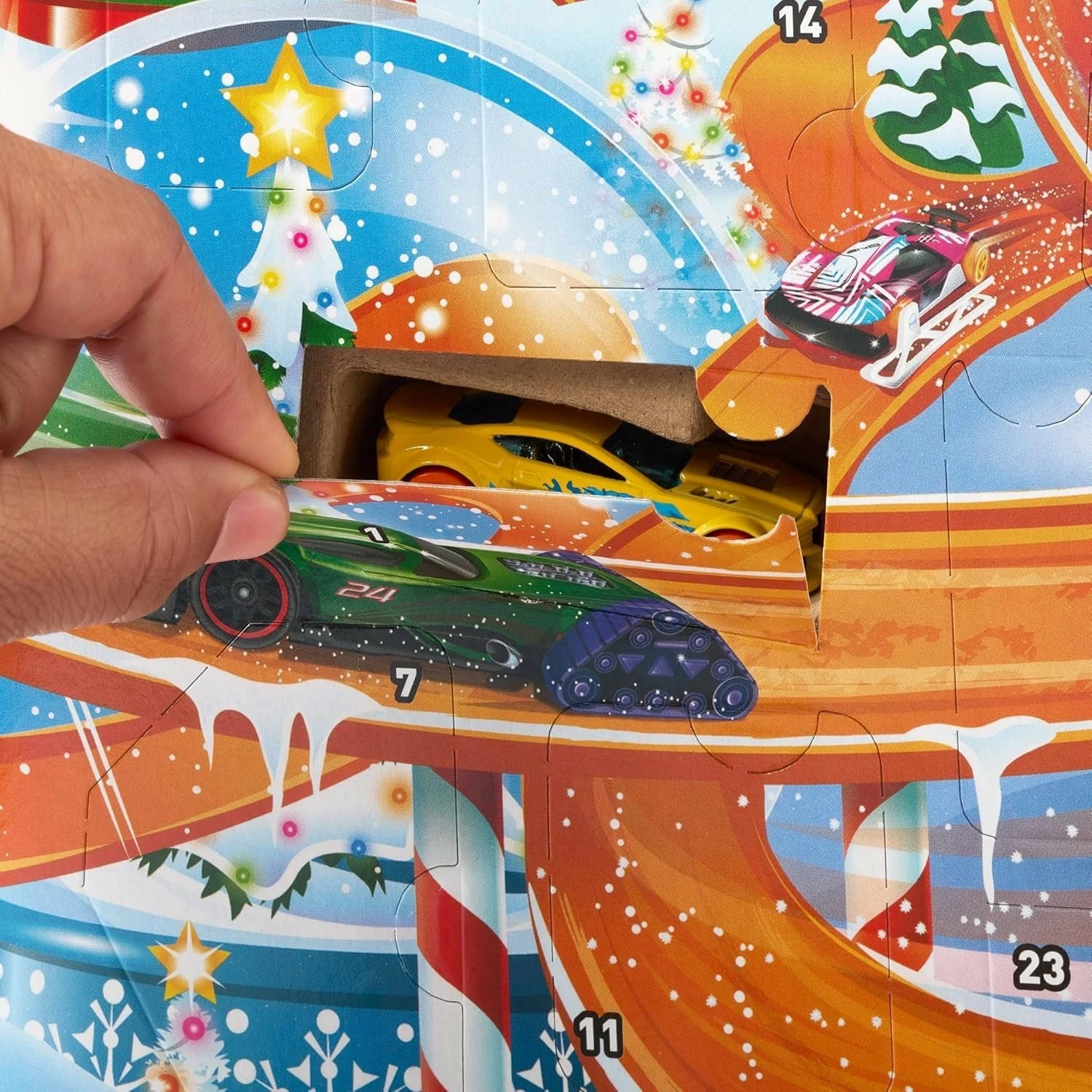Kalendar adventi Mattel Hot Wheels HTG00, 24 ditë, 8 vetura 1:64 + 16 aksesorë, me tapet loje