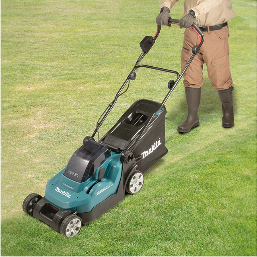 Kositës bari me bateri Makita DLM382PM2, 36V (2x18V), 2x 4.0Ah, blu/zi