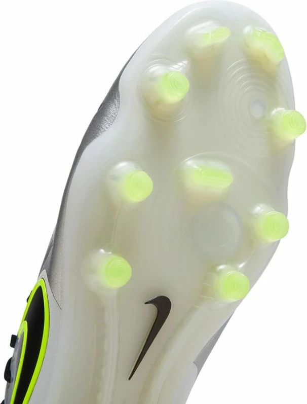 Atlete futbolli për meshkuj Nike, argjend [Madhësia: 42]