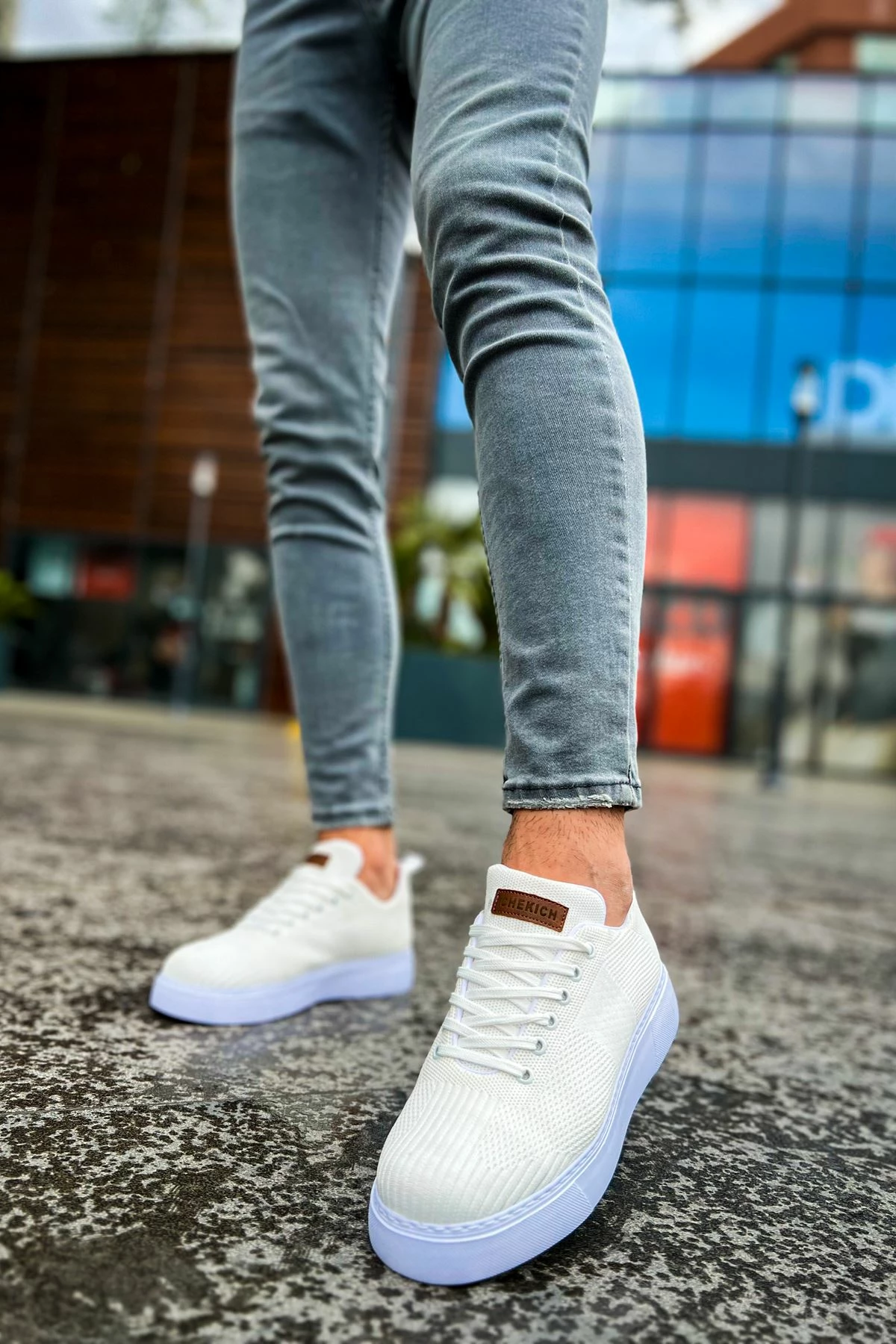 Atlete për meshkuj, Chekich 413 TBT Crew