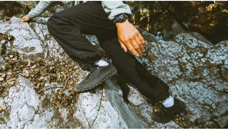 Këpucë meshkuj Vivobarefoot Tracker Leather At Low, të zeza