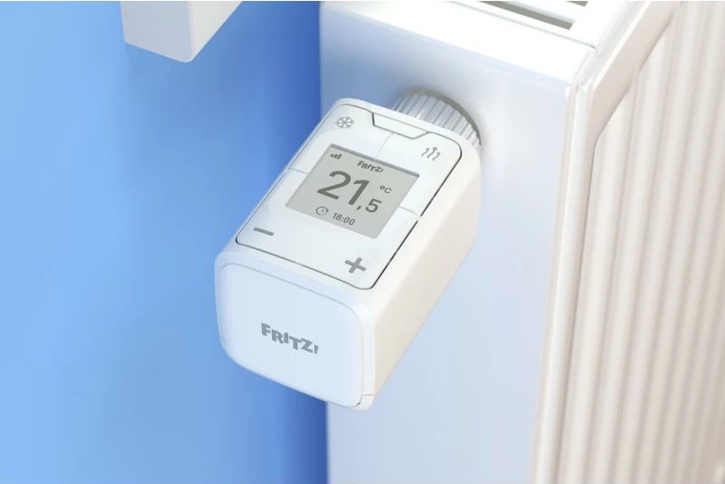 Termostat radiatorik wireless, AVM FRITZ!DECT 302, DECT ULE, ekran E‑Paper, kontroll me aplikacion, i bardhë
