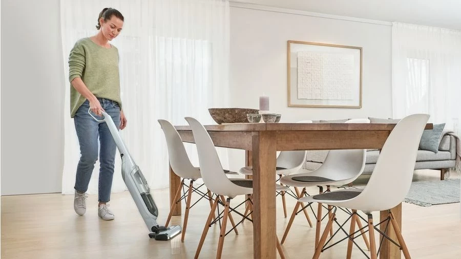 Fshesë elektrike Bosch Series 4 BBH3ALL28 Flexxo, pa kabllo, e zezë