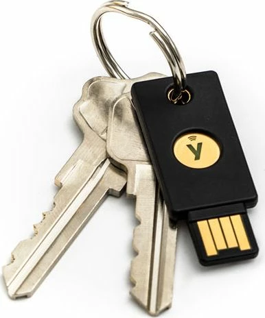 Çelës sigurie Yubico YubiKey 5 NFC USB, i zi