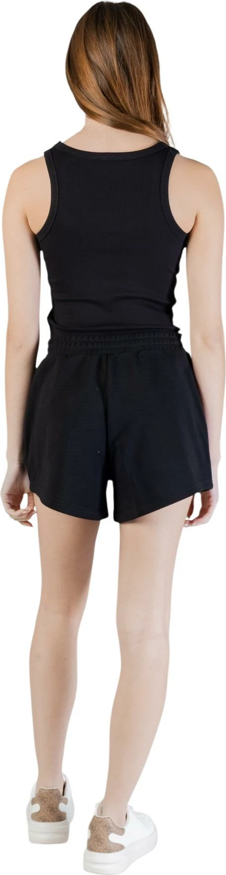 Shorce për femra Guess Active Silvy V6GD14 K3090, të zeza [Madhësia: M]