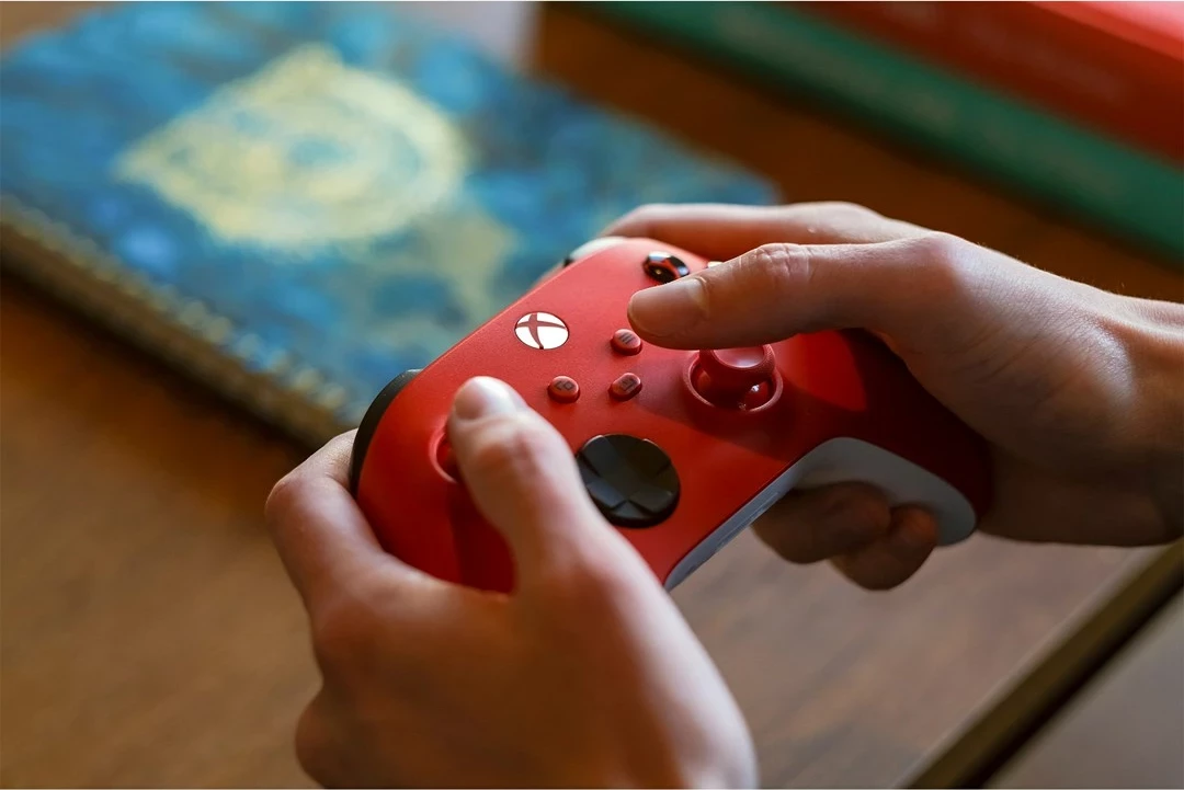 Gamepad Microsoft Xbox Wireless Controller QAU-00012, Bluetooth/USB, i kuq