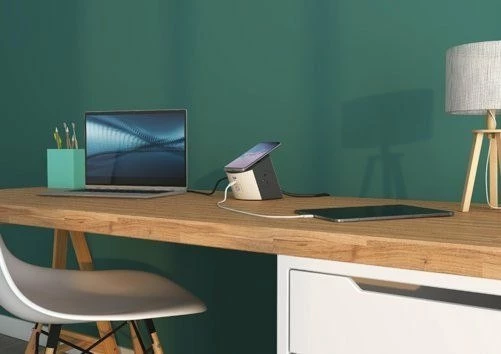 Zgjatues rryme Legrand 2x2P+Z me karikim wireless Qi + USB-A/USB-C, 2 m, gri e errët/ e bardhë