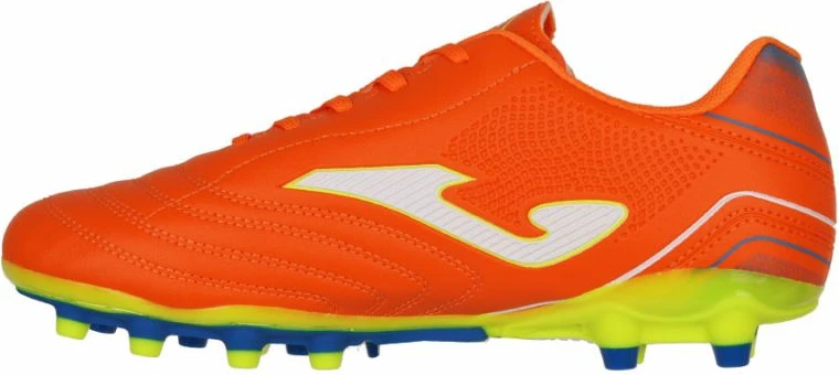 Atlete futbolli për fëmijë Joma