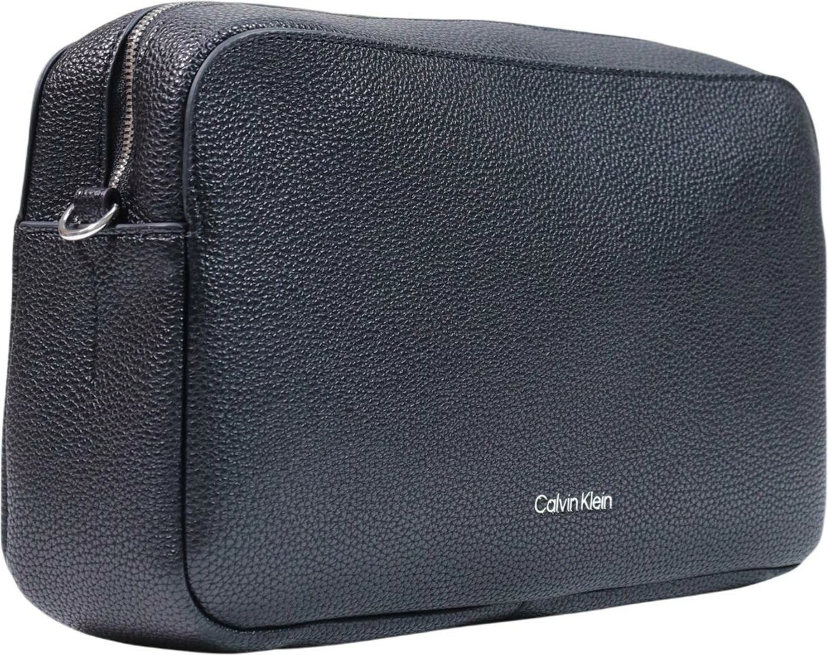 Çantë crossbody për femra Calvin Klein WEBBING 2X STRAP LG Camera Bag LV04F3642G, e zezë