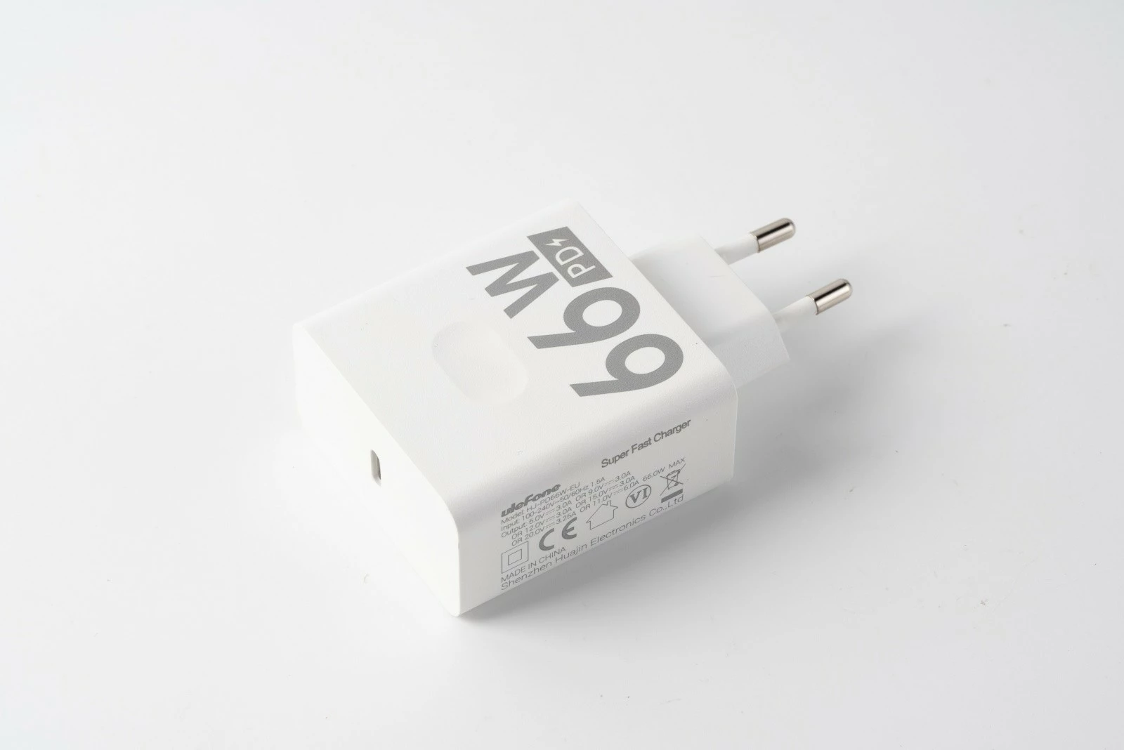 Karikues muri Ulefone UF-CHAR-66WR 66W, 1x USB-C, PD/QC, i bardhë