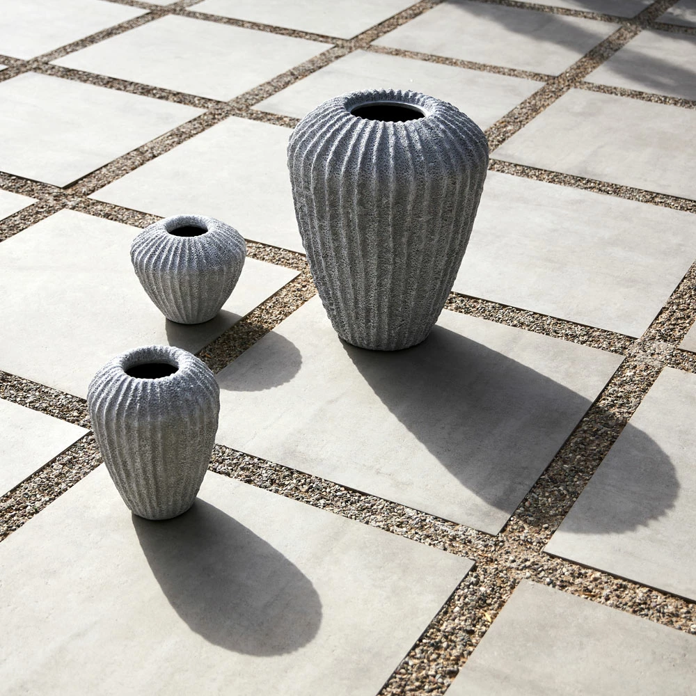 Vazo Rambler, gur sintetik, ngjyrë fildishi, 52x52x65cm