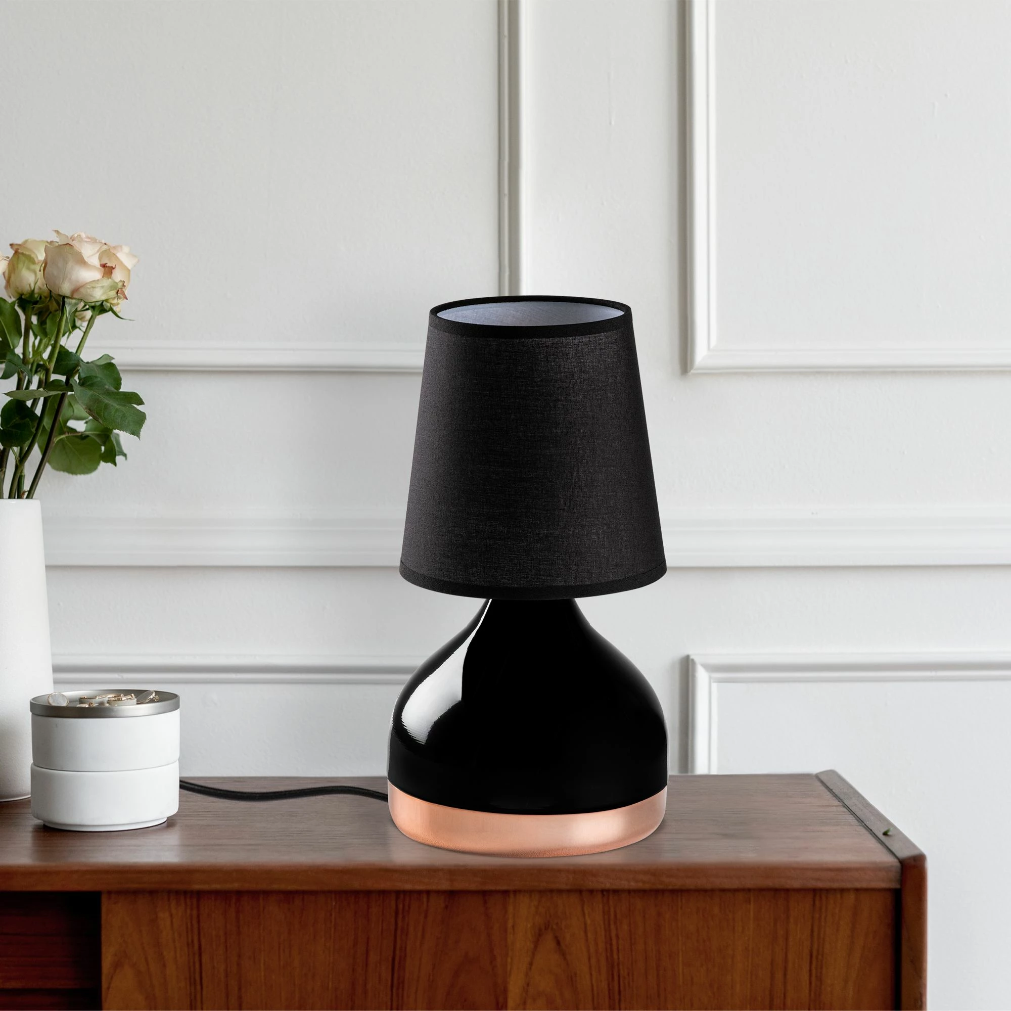 Llambë tavoline Opviq, Yıldo - 8031, ngjyrë e zezë