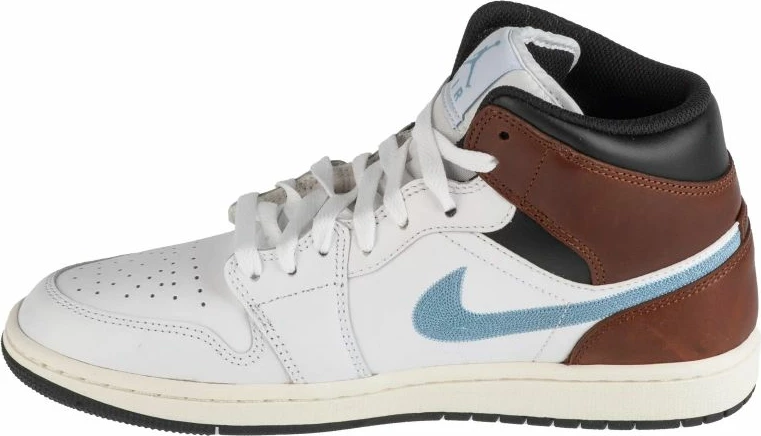 Atlete për meshkuj Nike Jordan, të bardha