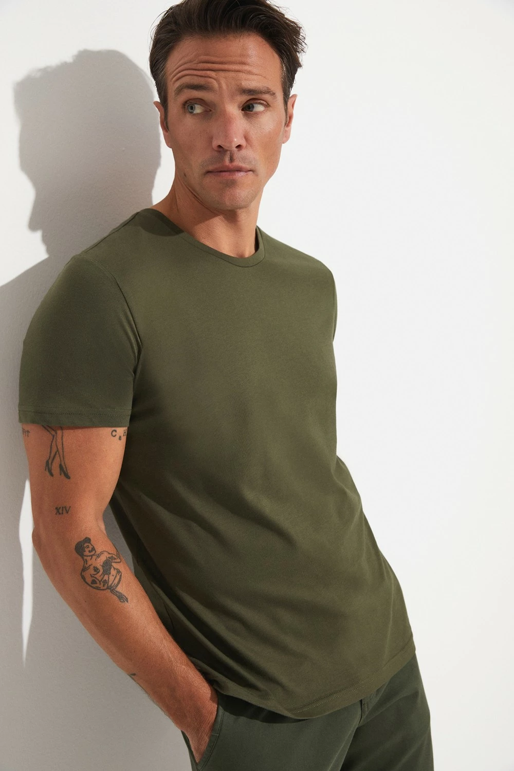 Maicë për meshkuj June