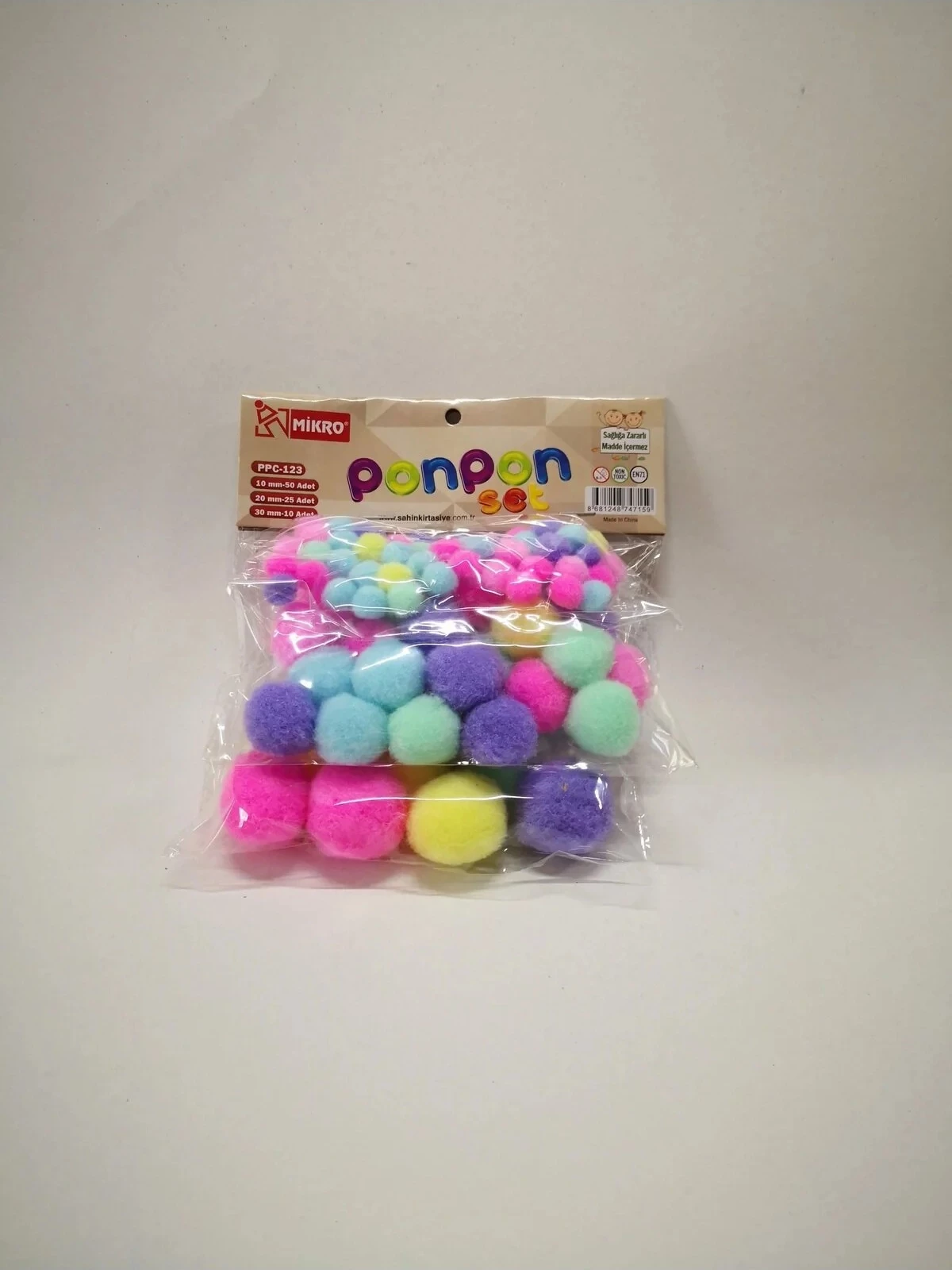Mikro Ponpon Set – Madhësi të Ndryshme (123 Copë)