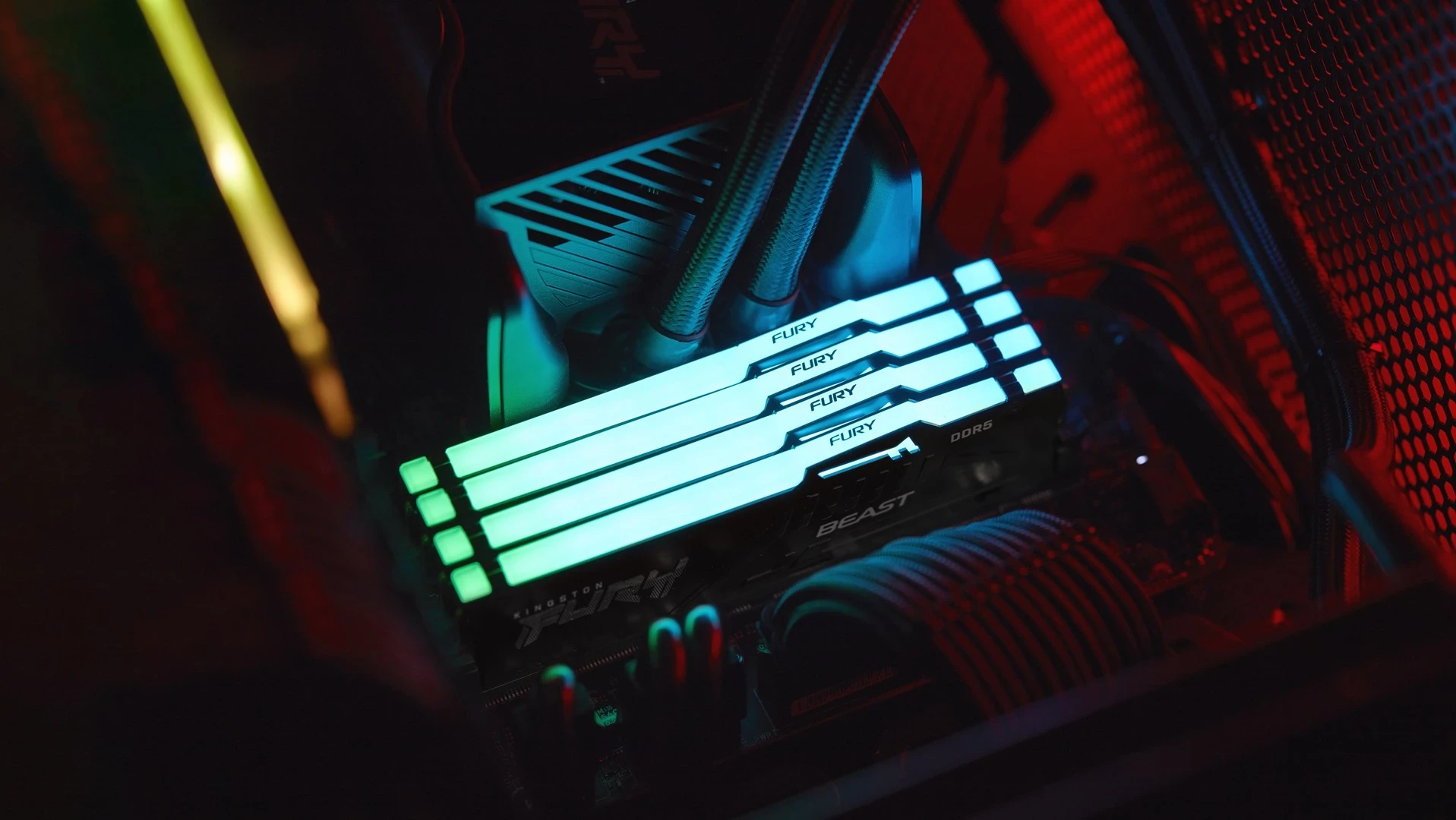 RAM Memorje Kingston FURY 32GB 5200MT/s DDR5 CL40 DIMM (Pako prej 2) Beast RGB