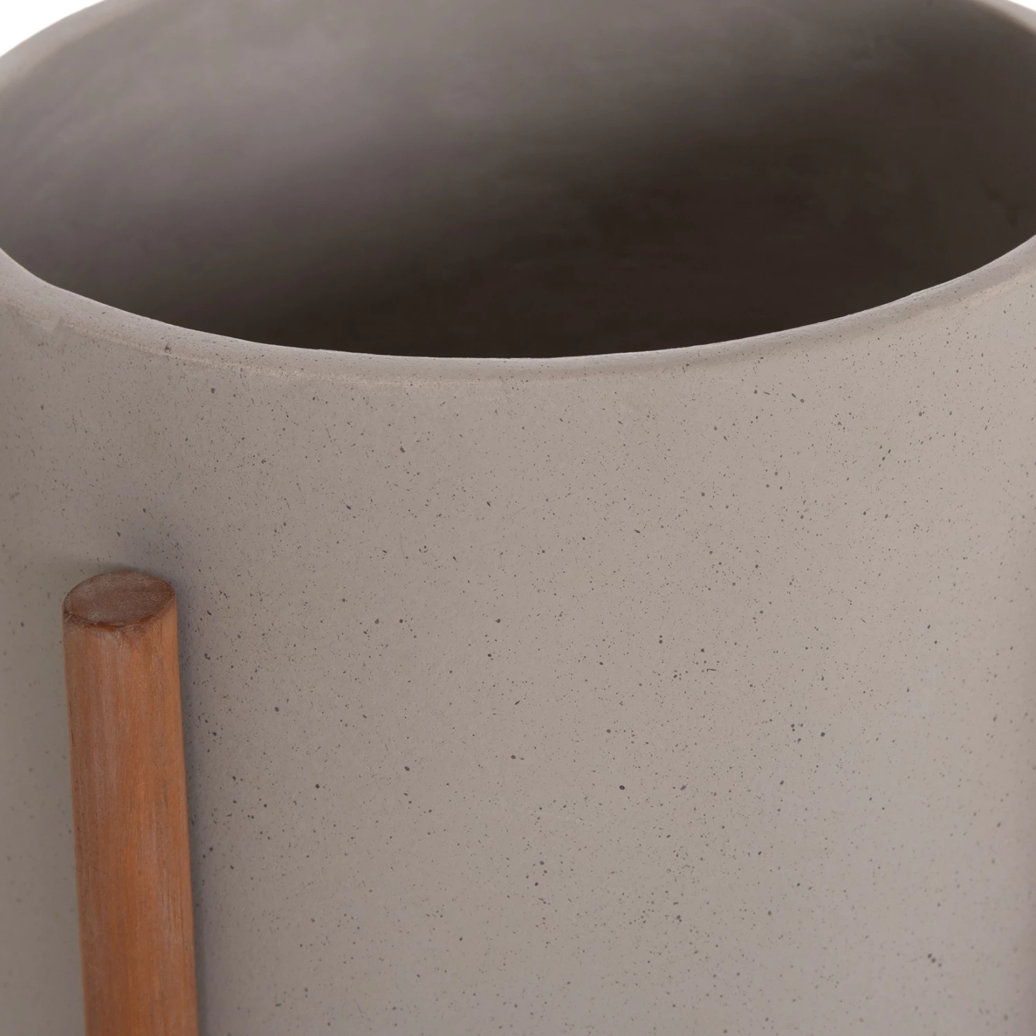 Vazo e brendshme RENTIL, fibër-cement, ngjyrë gri, bazë dru tik, Φ27x66cm