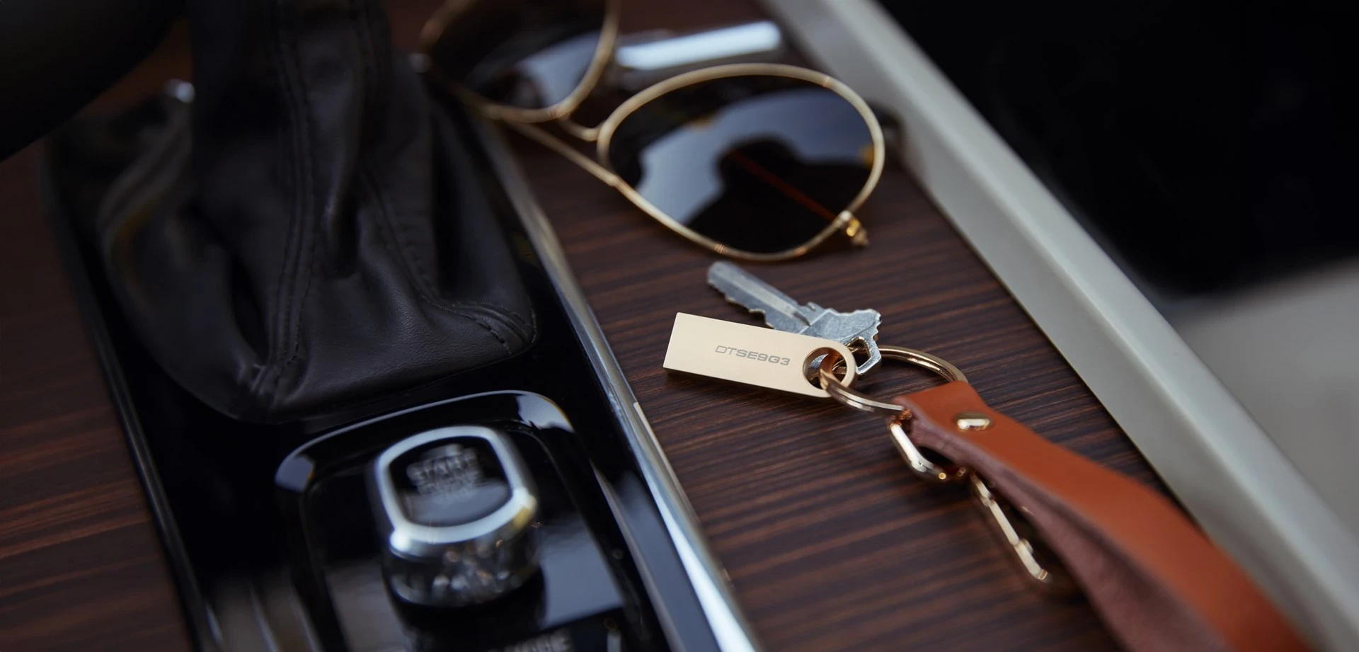 USB Kingston DataTraveler 128GB, 220MB/s, Metalike, 3.2 Gen 1 SE9 G3