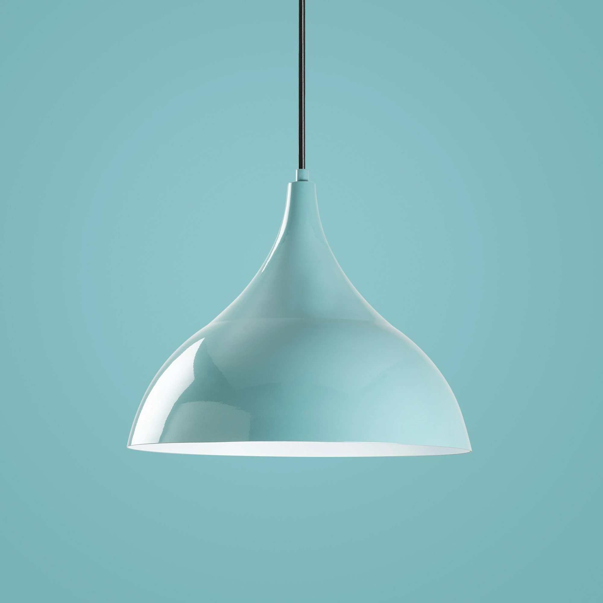 Llambë tavani Opviq, Bitlisim, ngjyrë turquoise