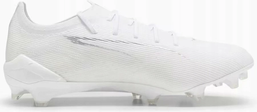 Këpucë futbolli Puma Ultra 5 Ultimate FG 107683-04, nr.43, sintetike, me lidhëse, për terren të butë/turf, të bardha