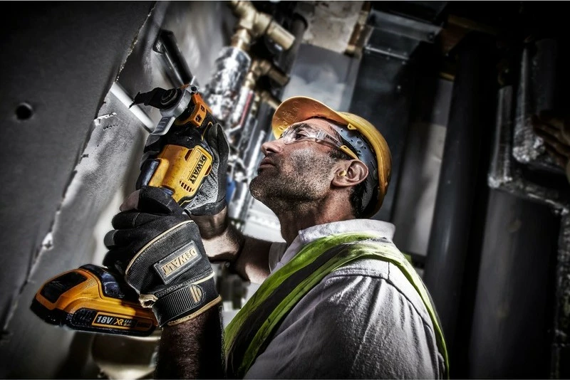 Mjet multifunksional DeWALT DCS356N-XJ, brushless, 18V XR, 3 shpejtësi, zi/verdhë