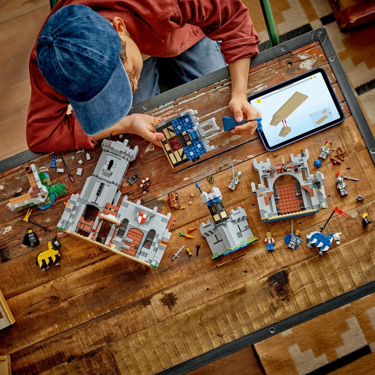 Set ndërtimi LEGO Creator 3-in-1 Medieval Knight's Castle 31168, 1371 pjesë, plastikë