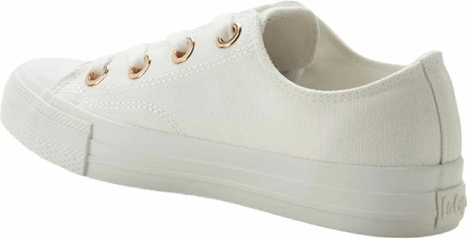 Atlete femra Lee Cooper, të bardha