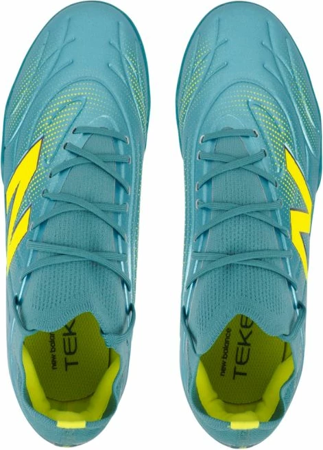 Atlete futbolli për sallë New Balance Tekela V5 Team Low Laced IN NBUT3IL9S6 [Madhësia: 41.5]