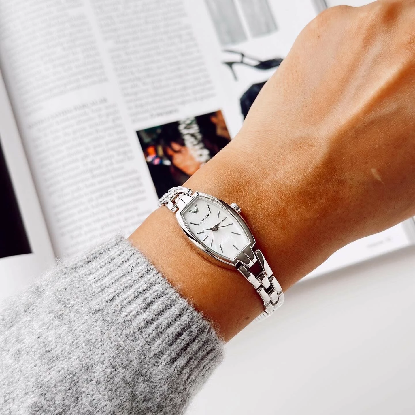 Orë dore për gra, ngjyrë argjendi dhe e bardhë, Celtic Grey