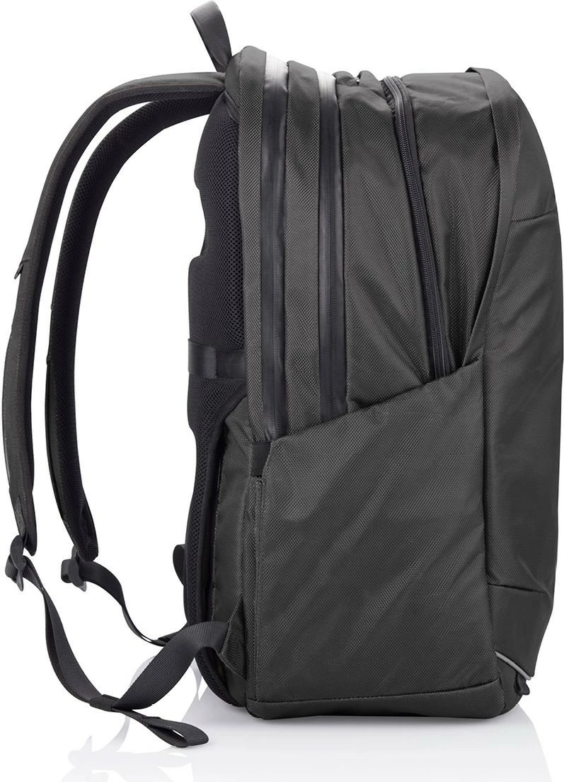 Çantë shpine XD DESIGN BOBBY EXPLORE, 17", e zezë