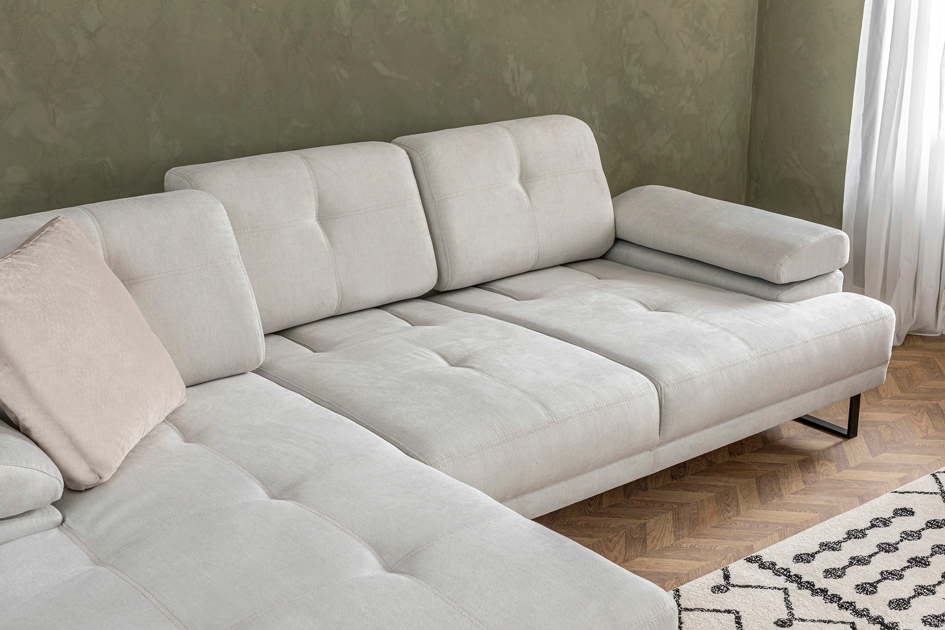 Këndore Atelier del Sofa, Mustang Small, e majtë, bezhë