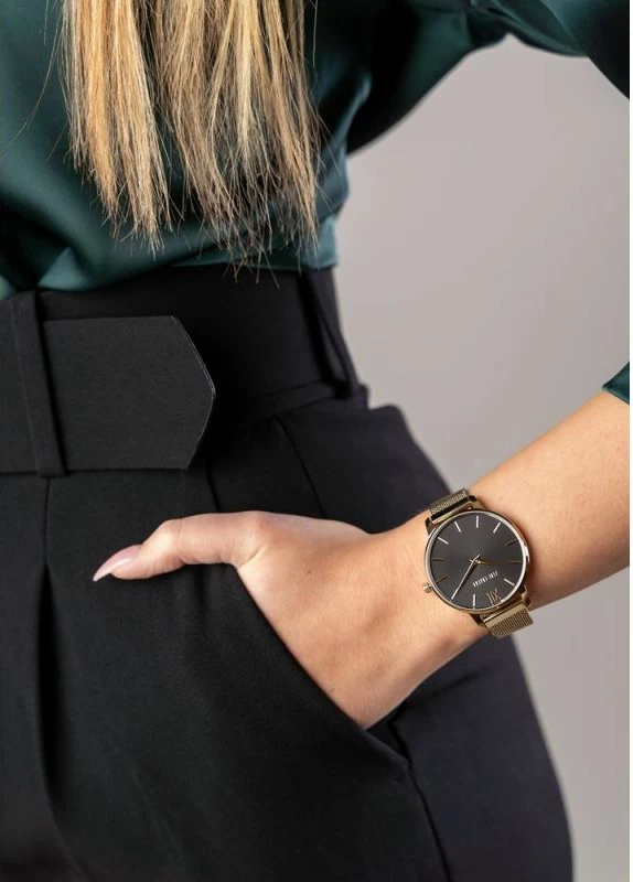 Orë dore për femra Paul Lorens, e artë