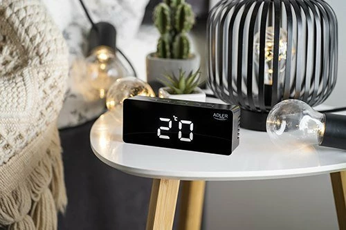 Orë alarmi digjitale Camry AD 1189B, LED display, USB, e zezë