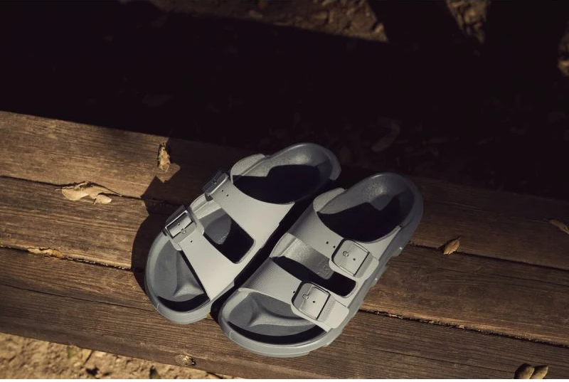 Slapa Birkenstock unisex, gri [Madhësia: 37]