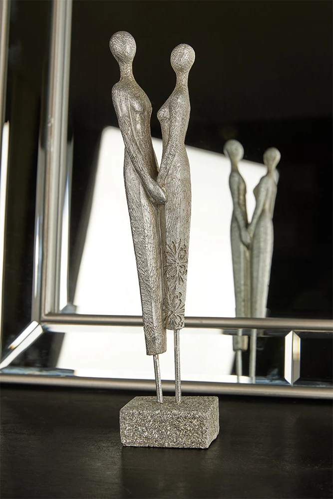 Dekor figurë, polirezine, ngjyrë argjendi, 8x5x31 cm