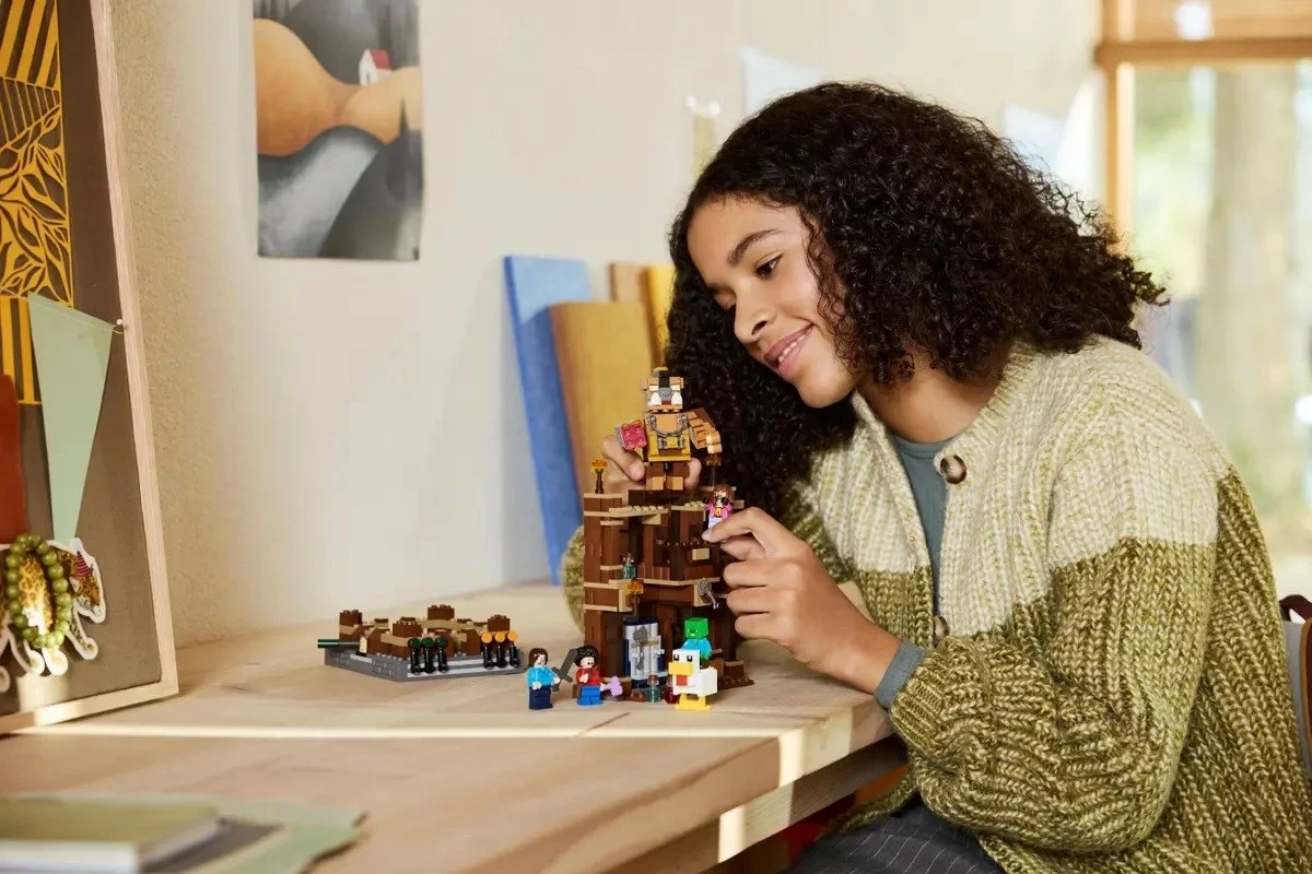 Set LEGO Minecraft 21272 Woodland Mansion Fighting Ring