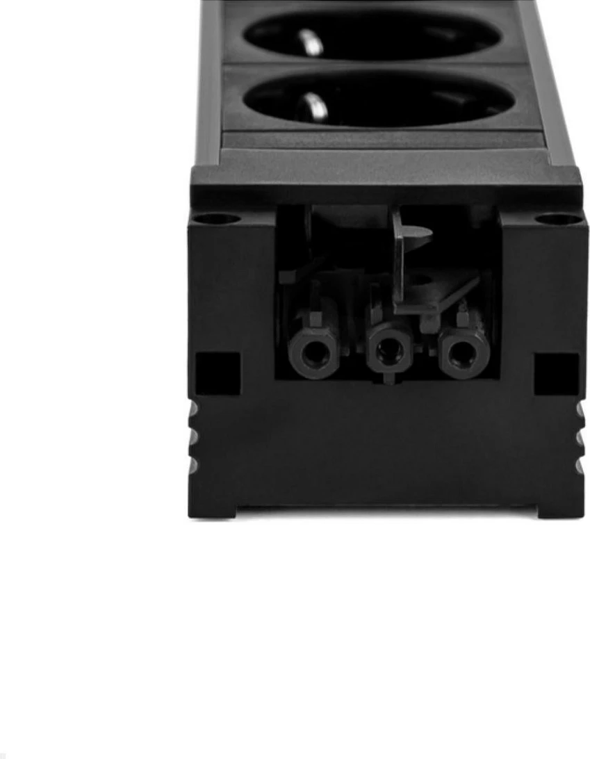 Bllok prizash Bachmann STEP BASE 4xCEE7/3 GST18, 4x Type F, 16A, 250V, i zi