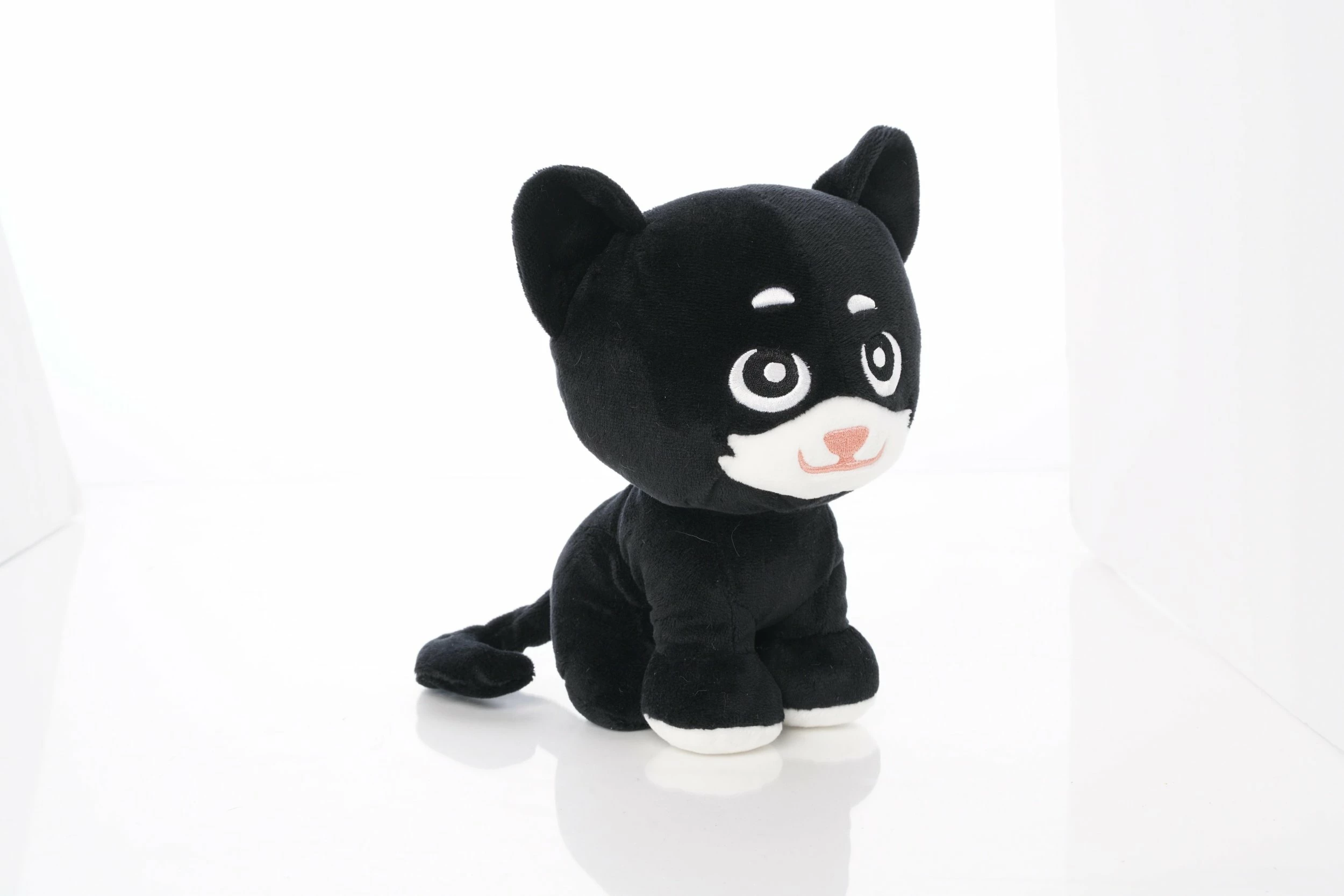 Lodër plush LEGO Friends Shadow 353980, bardhë/zezë