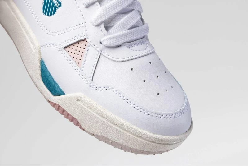 Atlete femra K-Swiss, të bardha